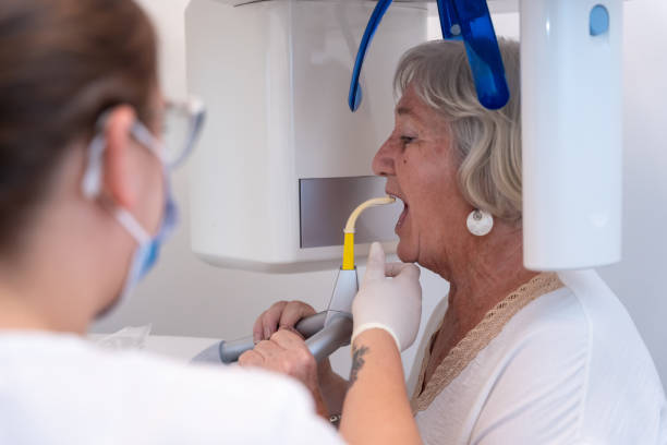 Best Walk-In Emergency Dental Services in Laguna Park, TX